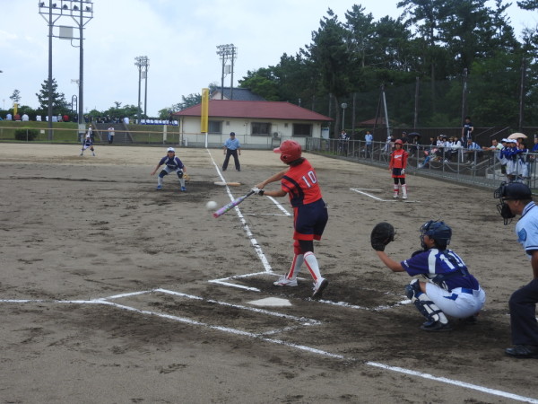 第67回石川県中学校ソフトボール大会　　準決勝の模様（辰口　対　中能登　戦）６